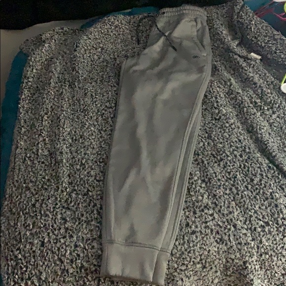 Legends Grey Sweats - Picture 2 of 2